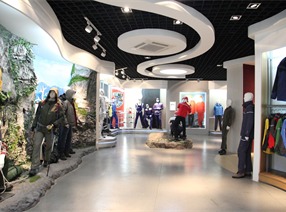 圣華頓企業服裝展館